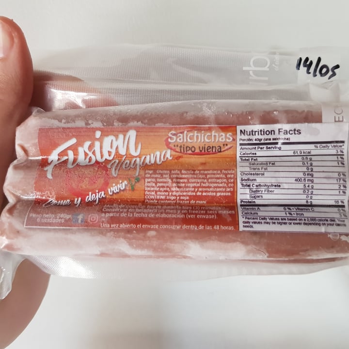 photo of Fusión vegana Salchichas Veganas tipo Viena shared by @jnavahayden on  04 Jul 2020 - review