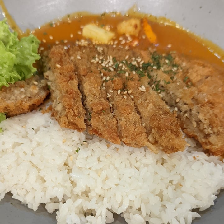 photo of Saute-San Handmade Vegan Katsu Curry shared by @rumblingradishes on  14 May 2022 - review