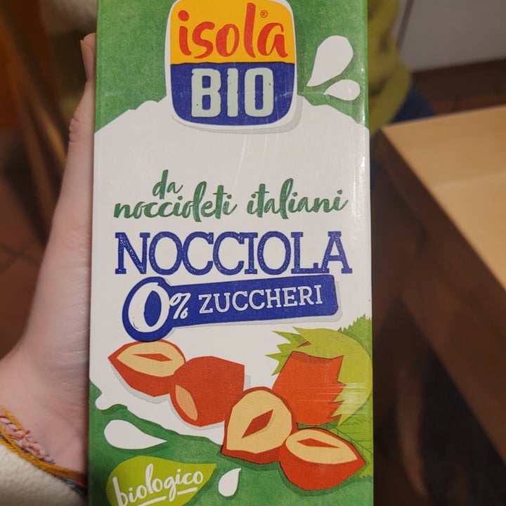 photo of Isolabio Bevanda di nocciola shared by @stefygra96 on  12 Mar 2022 - review
