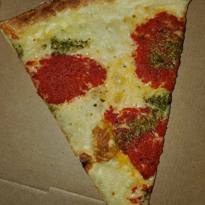 photo of Uncle Tony's Pizza Vegna Pizza shared by @yomib on  05 Jul 2020 - review