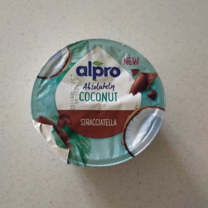photo of Alpro Absolutely Coconut Stracciatella shared by @bibi20 on  20 Apr 2022 - review