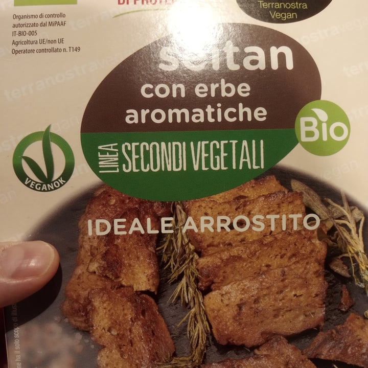 photo of Fatti per Bene Seitan con Erbe Aromatiche shared by @pierporco on  21 Jun 2021 - review
