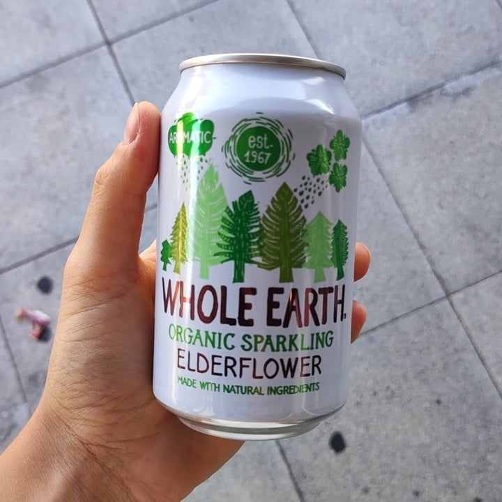 photo of Whole Earth Organic Sparkling Water Elderflower shared by @miaolinz on  28 Aug 2022 - review