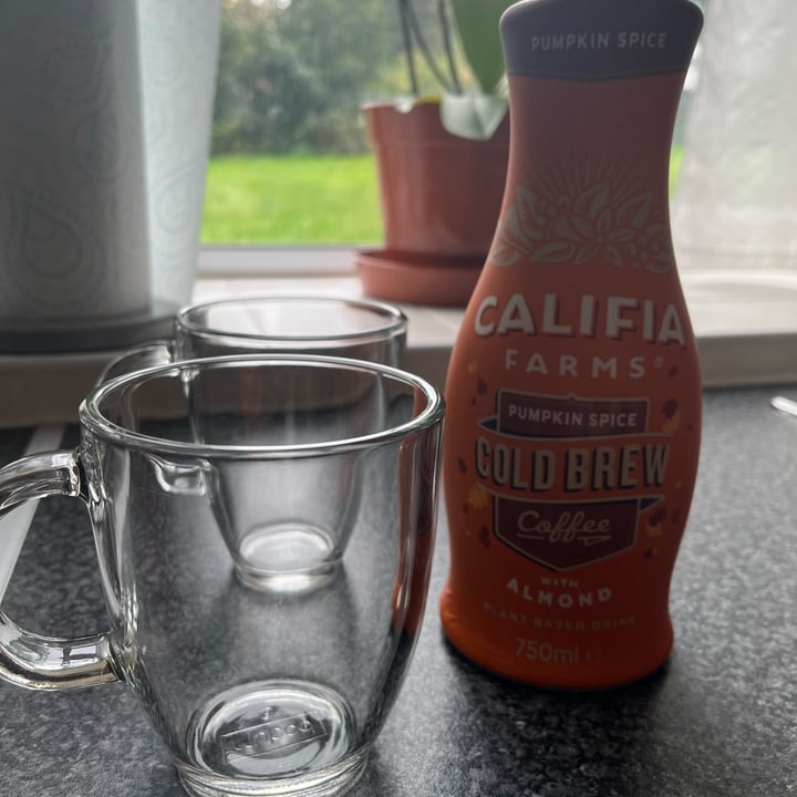 photo of Califia Farms Pumpkin Spice Cold Brew shared by @ameriamber on  30 Sep 2022 - review