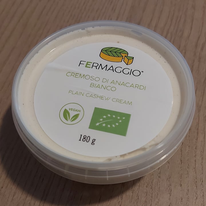 photo of Fermaggio Cremoso di anacardi bianco shared by @maxfender on  30 Jun 2022 - review