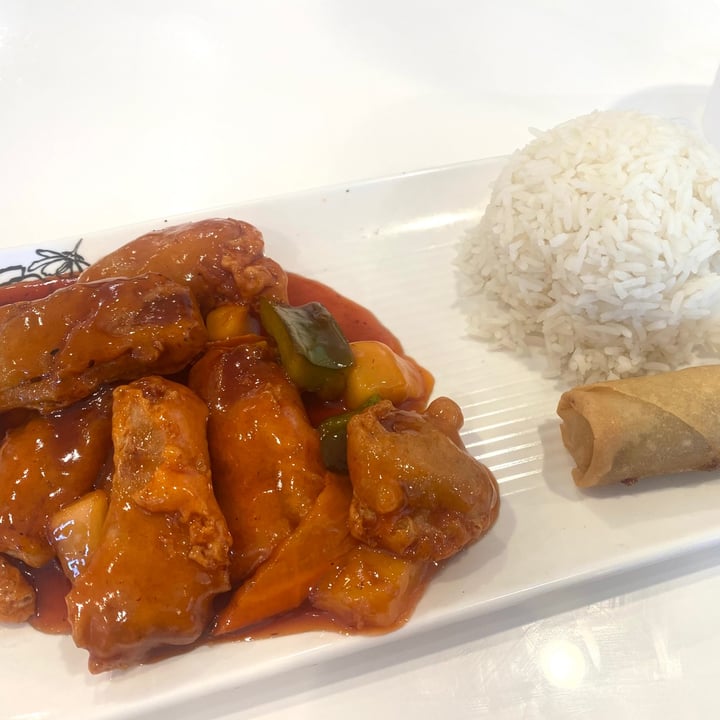 photo of VeGreen Vegetarian Fusion Restaurant Sweet Sour Chikn shared by @magickandmusic on  29 Jul 2021 - review