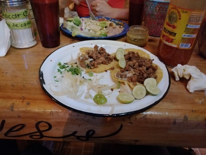 photo of Trece Lunas Enchiladas suizas Y Tacos De Soya shared by @lauragamez on  26 Feb 2020 - review