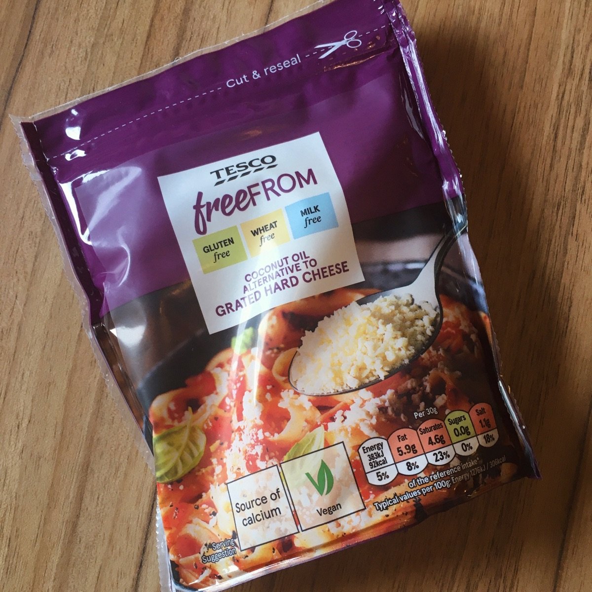 Tesco Free From Coconut Alternative to Grated Hard Cheese Reviews