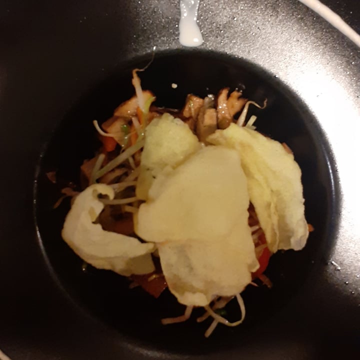 photo of Mezzaluna wok di tofu e sfoglie di riso shared by @evav on  27 Nov 2022 - review