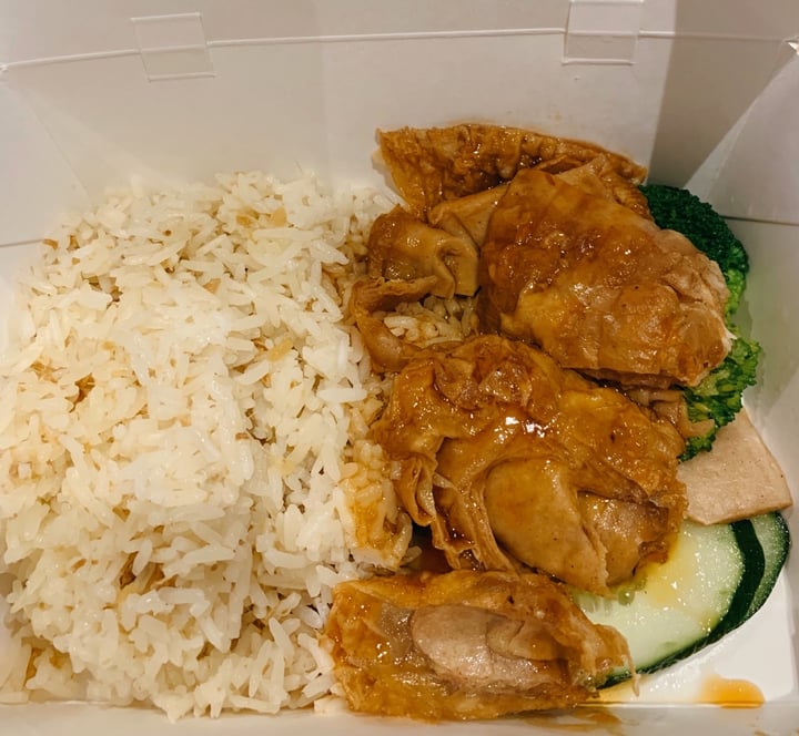 photo of D' life Roasted Chicken Fragrant with Rice shared by @sarahalee27 on  11 Apr 2020 - review