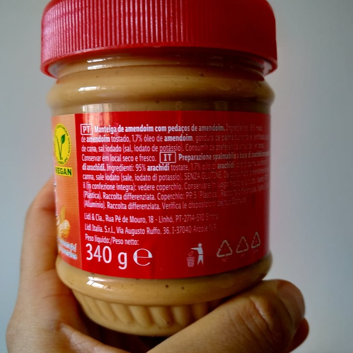 review photo of Mister CHOC Crunchy Peanut Butter shared by @martarosario17 on 09 Jul 2022 - review