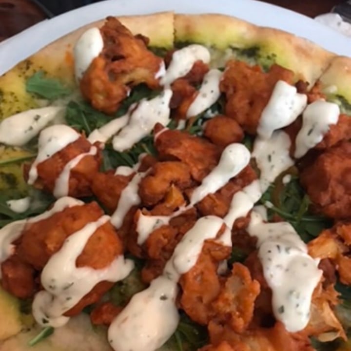 review photo of Sage Plant Based Bistro West Buffalo Cauliflower Pesto Pizza shared by @tacoflavoredkisses on 12 Jan 2021 - review