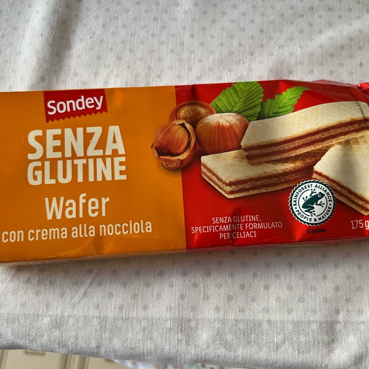 photo of Sondey Wafer Senza Glutine Con Crema Alla Nocciola shared by @malloria89 on  08 Nov 2022 - review