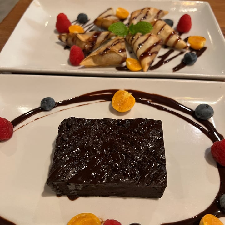 photo of H.O.P.E. Healthy Organic Positive Eating Brownie and banana dumplings shared by @stephaniegerard on  15 Feb 2022 - review