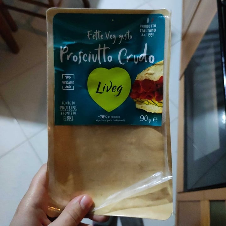 review photo of Liveg Fette veg gusto prosciutto crudo shared by @airaliarres on 12 Apr 2022 - review