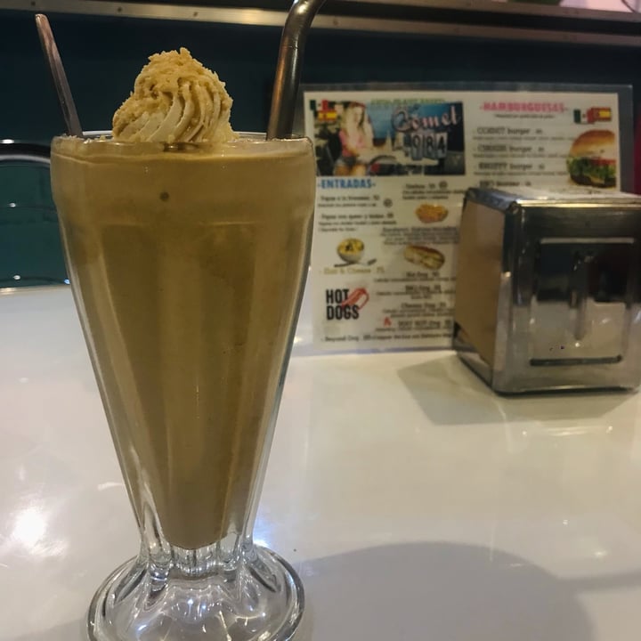 review photo of COMET 984 - 50's Diner Malteadas shared by @diatomea on 08 Nov 2022 - review