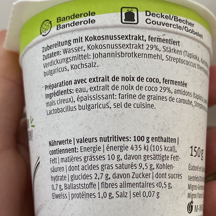 photo of Migros V-Love Plant based coconut nature shared by @alessiaj on  25 Jan 2022 - review