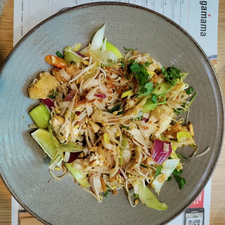 photo of Wagamama Pad thai shared by @gizzy84 on  08 Dec 2021 - review