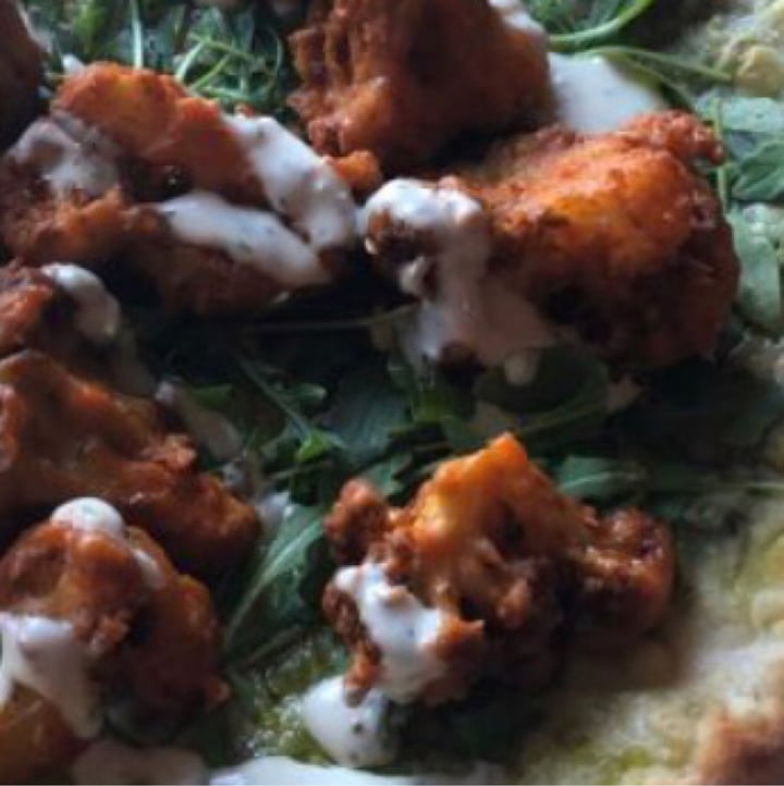 review photo of Sage Plant Based Bistro and Brewery Echo Park Buffalo Cauliflower Pizza shared by @jade66 on 14 May 2020 - review