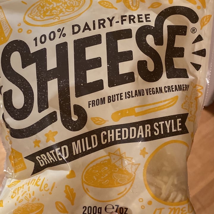 photo of Sheese Grated Mature Cheddar Style shared by @joannabananna on  17 Dec 2021 - review