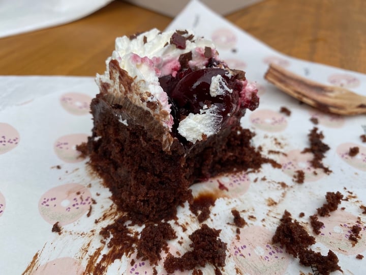 review photo of Nutie Donuts Black Forest Donut shared by @jjuzzy72 on 29 Jan 2020 - review