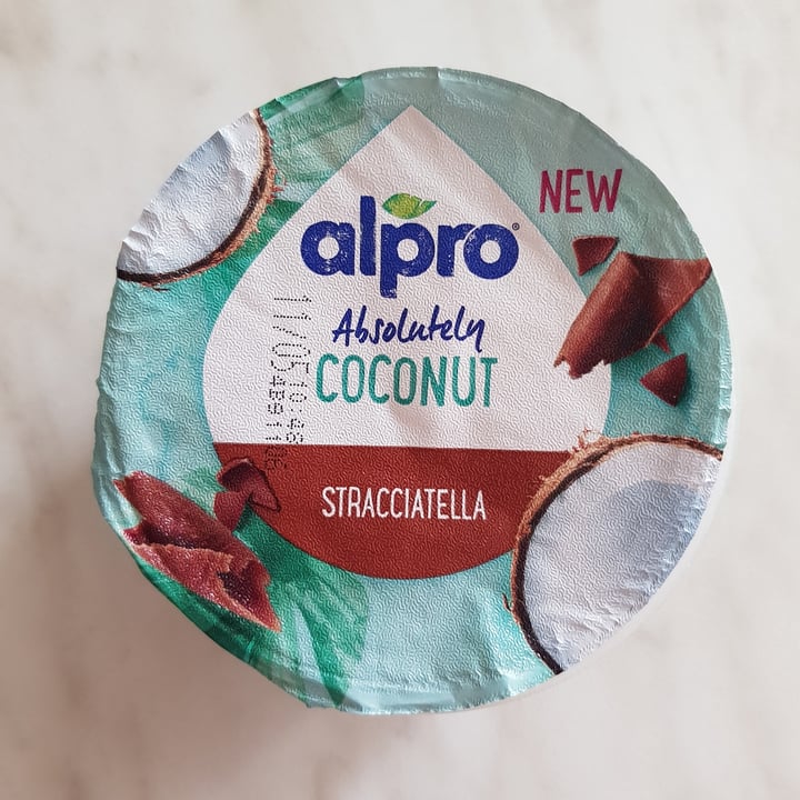 photo of Alpro Absolutely Coconut Stracciatella shared by @robertap84 on  15 Apr 2022 - review