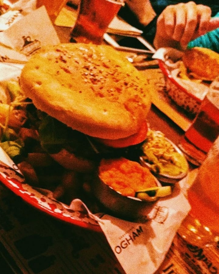 review photo of OGHAM Neuquén Hamburguesa Completa shared by @sotoalexis on 02 Apr 2020 - review