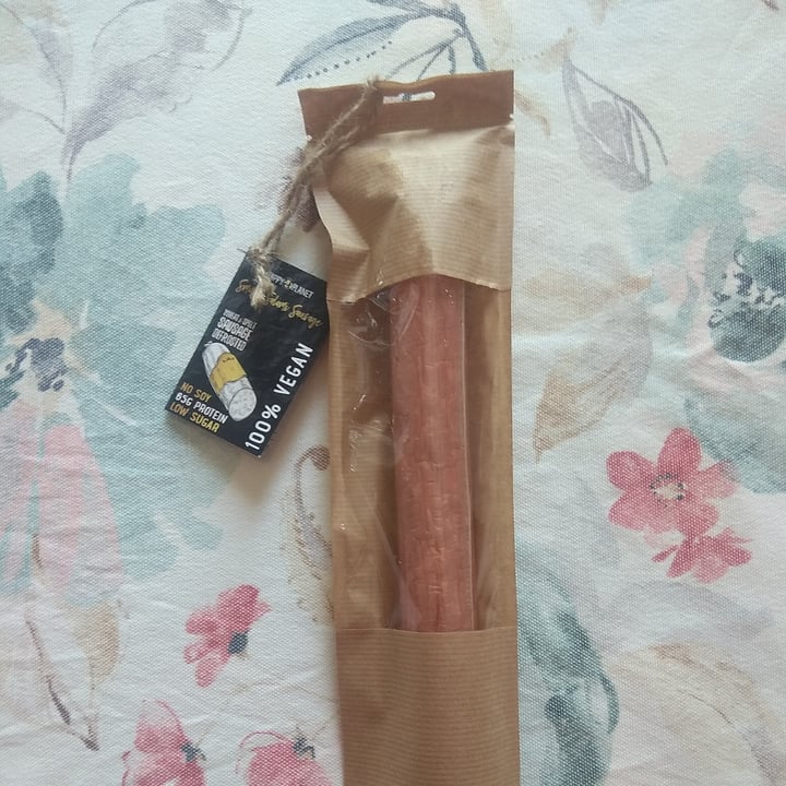 photo of Happy V Planet Vegan Hardwood Smoked Salami shared by @dabba on  23 Apr 2022 - review