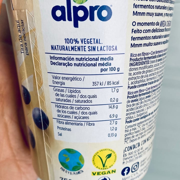photo of Alpro Absolutely Oat Blueberry shared by @mikelpro on  21 Apr 2021 - review