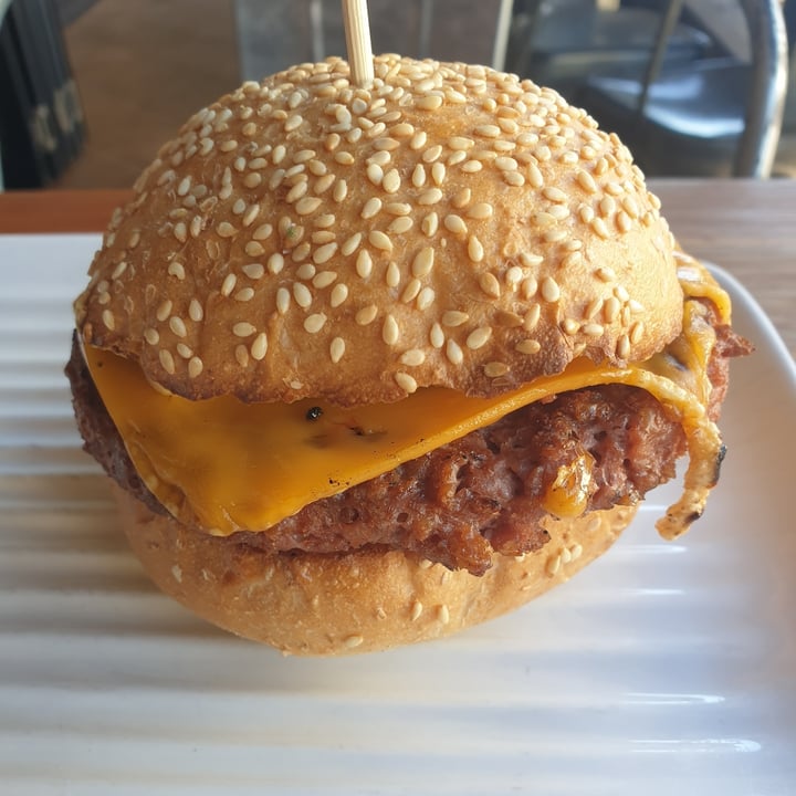 photo of Grill'd Mt Lawley Beyond Vegan Cheeseburger shared by @helmos on  25 Mar 2021 - review