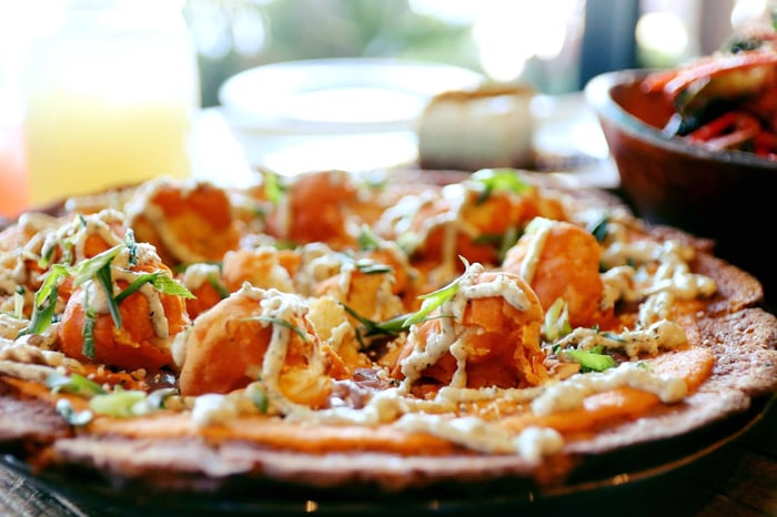 Buffalo Ranch Cauliflower Flatbread