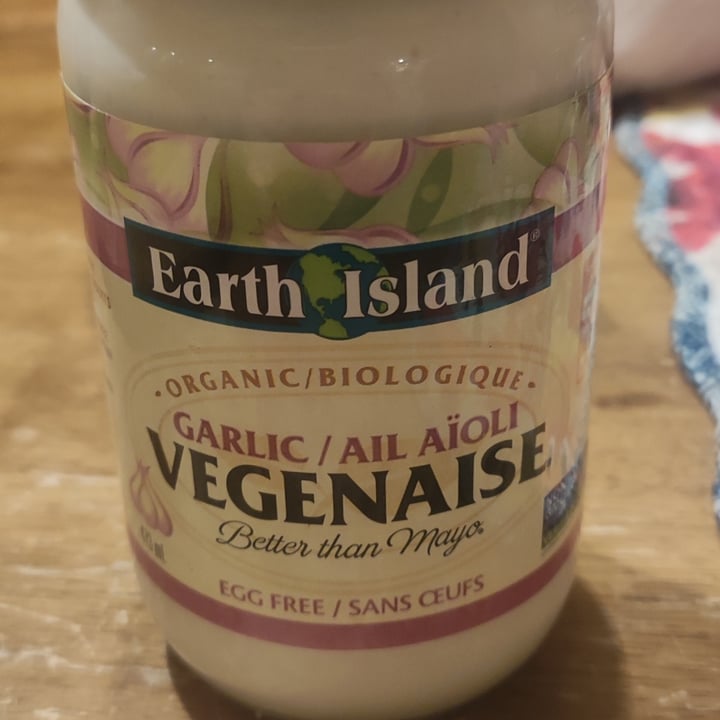 photo of Earth Island Vegenaise Garlic shared by @melou on  02 Nov 2021 - review