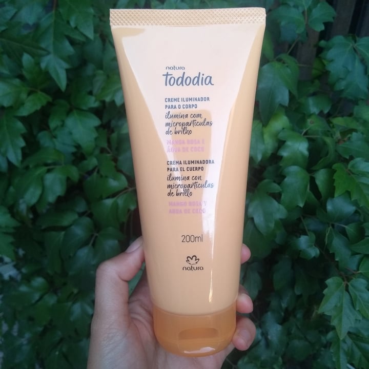 photo of Natura Crema Iluminadora Para El Cuerpo shared by @flornijas on  04 Apr 2021 - review