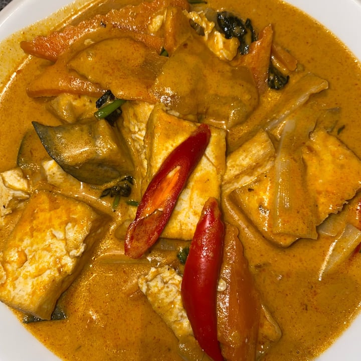 review photo of PHO ASIA Vietnamese Food rotes curry mit tofu shared by @alicesignorini on 28 Mar 2022 - review