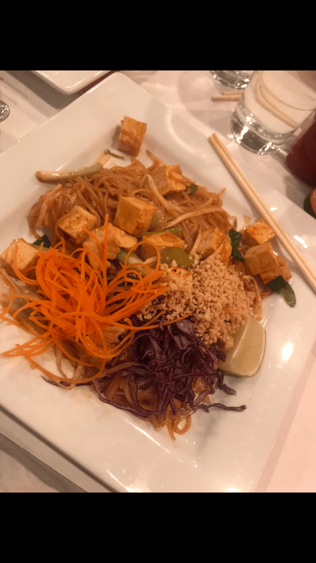 Foto do prato “Tofu Pad Thai”