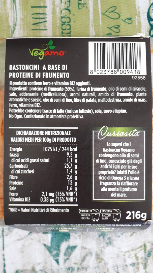 photo of Vegamo Bastoncini 100% Vegani shared by @beababyes on  19 Feb 2020 - review