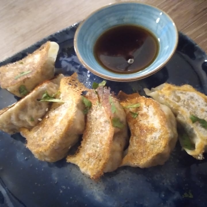 photo of Asianica Gyoza shared by @accionantiespecista on  08 Feb 2022 - review