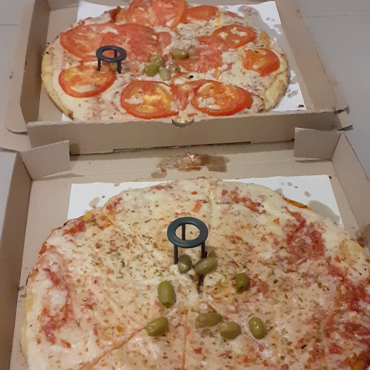 photo of Flipper Pizza Pizza Napolitana shared by @valesaldivia on  03 Jul 2021 - review