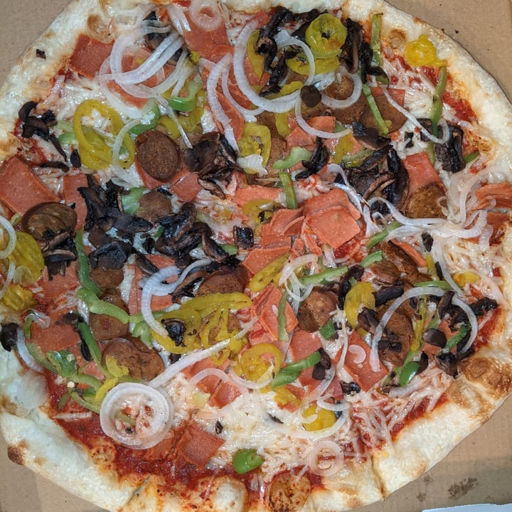 photo of Pizza Lounge Vegan Sofa King Pizza shared by @monlay on  15 Dec 2020 - review