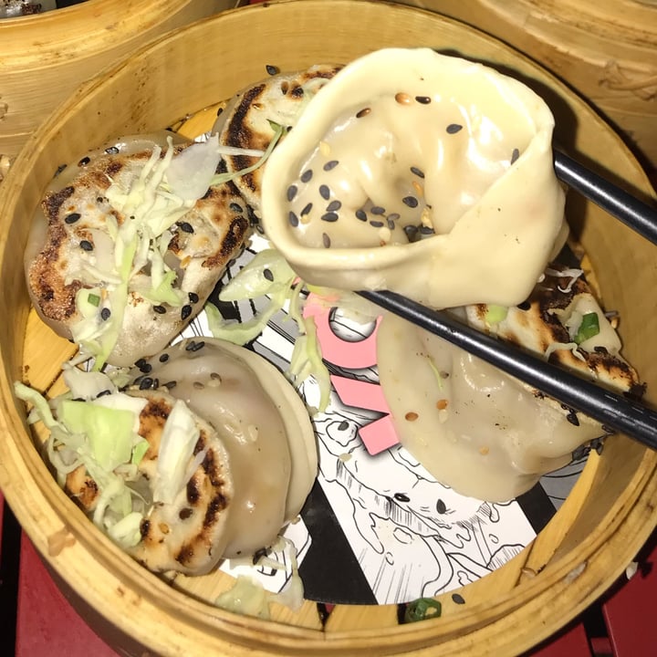 review photo of KOI Beer & Dumplings - Lavalleja DUMPLINGS DE VEGETALES shared by @julyenciso on 13 Nov 2021 - review