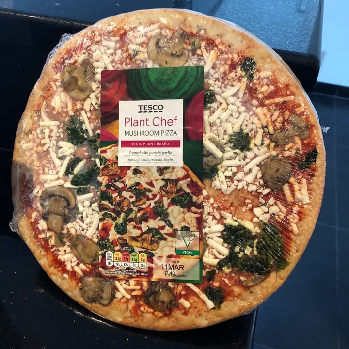 photo of Tesco Plant chef mushroom pizza shared by @cm80 on  09 Mar 2020 - review