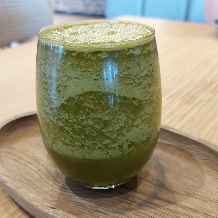 photo of Woolworths Café Iced Matcha Latte shared by @sabreezy on  21 Feb 2022 - review