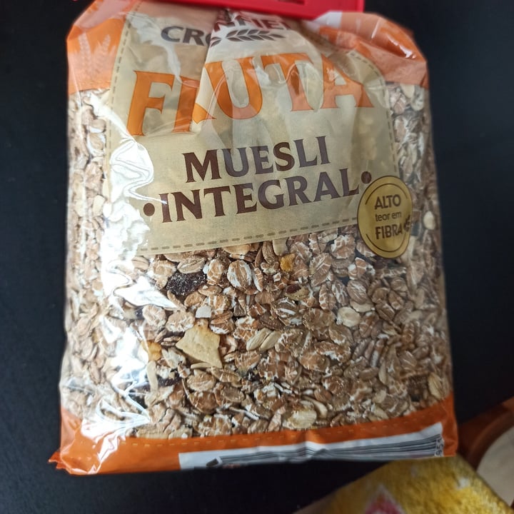 photo of Crownfield Muesli integral con frutos secos shared by @mynameisilaria on  12 Mar 2022 - review