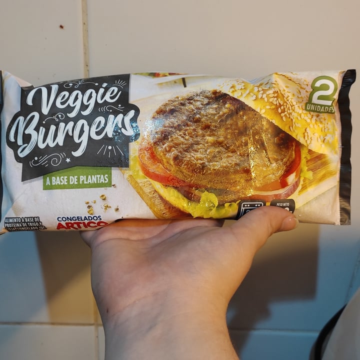 photo of Congelados Artico Veggie Burgers shared by @roveg99 on  15 Nov 2021 - review