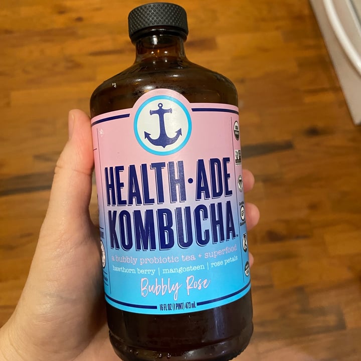 photo of Health-Ade Bubbly Rose shared by @amandalrsmith on  27 Jun 2021 - review