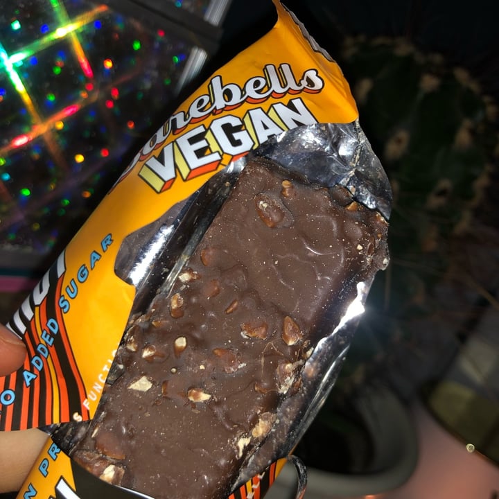 photo of Barebells Vegan Salty Peanut Protein Bar shared by @annaleitner on  10 Nov 2021 - review