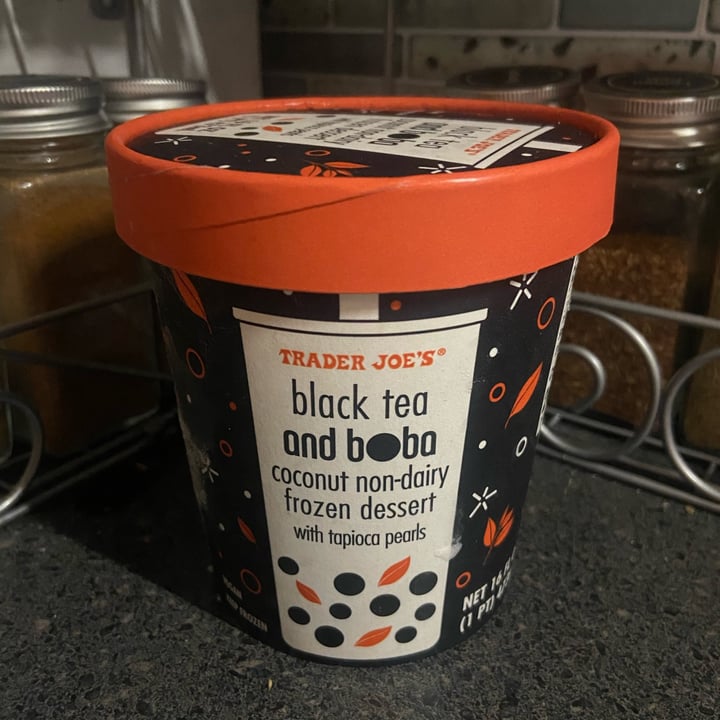 review photo of Trader Joe's black tea and boba coconut non-diary frozen dessert shared by @earthlingab on 22 Nov 2022 - review