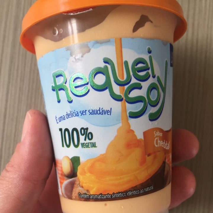 review photo of Lifeco Requeijão Sabor Cheddar shared by @patigodoi on 10 Apr 2022 - review