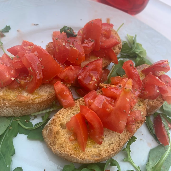 review photo of Trattoria Grotta Della Rana Bruschetta Di Pomodorini shared by @ilaveg on 12 May 2022 - review
