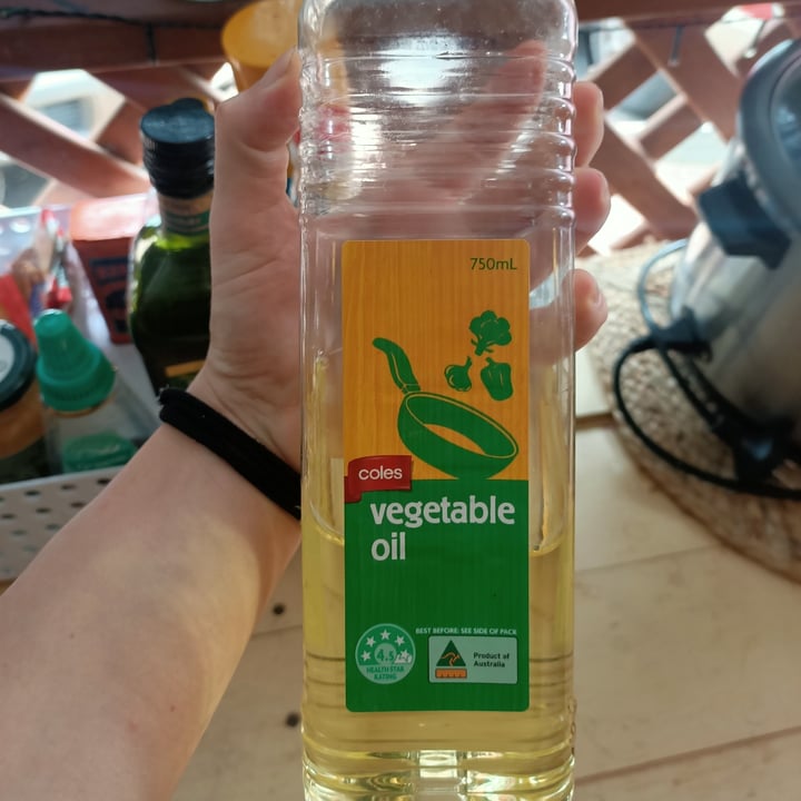 photo of Coles Vegetable oil shared by @melicrep on  12 Mar 2022 - review